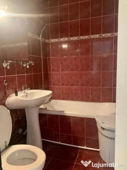 Apartament cu 2 camere semidecomandat în Păcurari