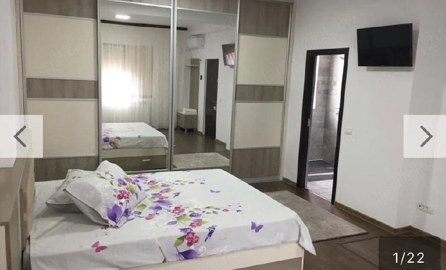 Casă cu 9 camere cu Teren 600 Mp în Km 4