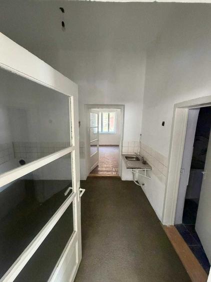 Apartament cu 2 camere nedecomandat în Aninoasa