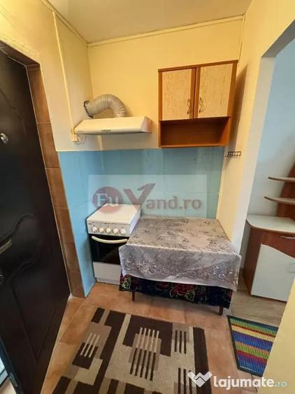 Garsonieră semidecomandată în Central