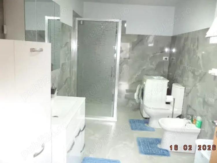 Casă cu Teren 1756 Mp în Vest