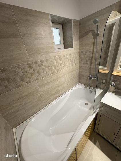 Apartament cu 3 camere decomandat în Valea Cetății