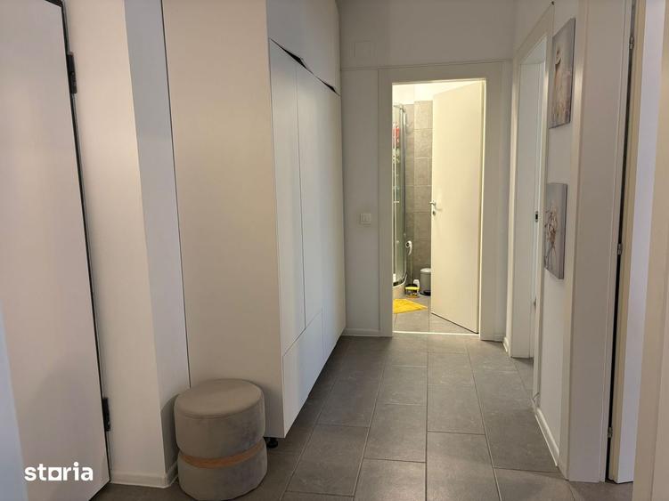 Apartament cu 3 camere în Străulești
