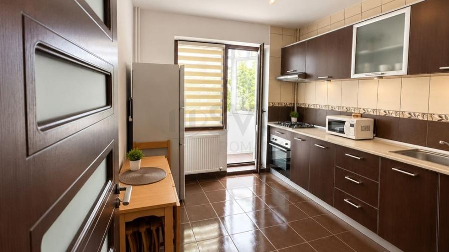 Apartament cu 2 camere decomandat, mobilat în P-ța Muncii