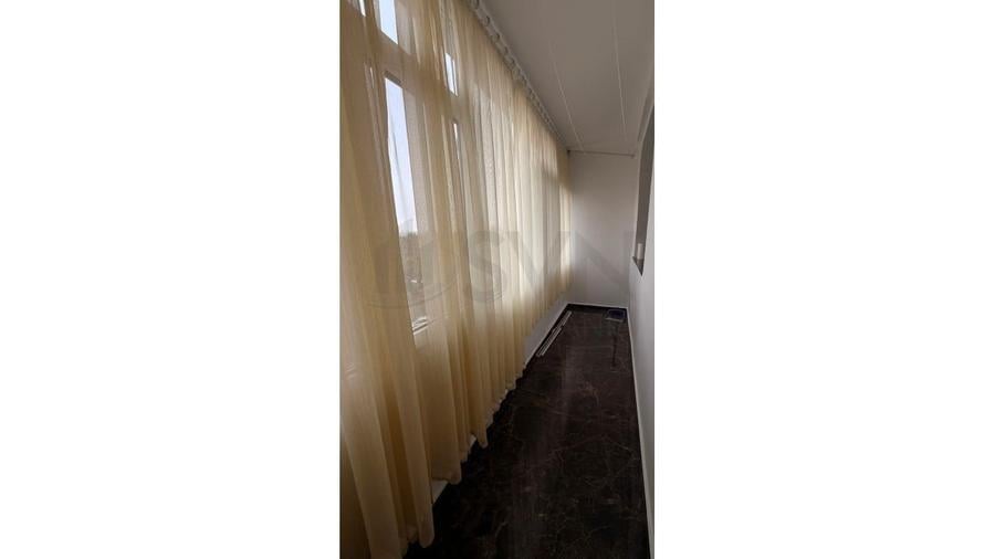 Apartament cu 2 camere semidecomandat, mobilat în 1 Mai