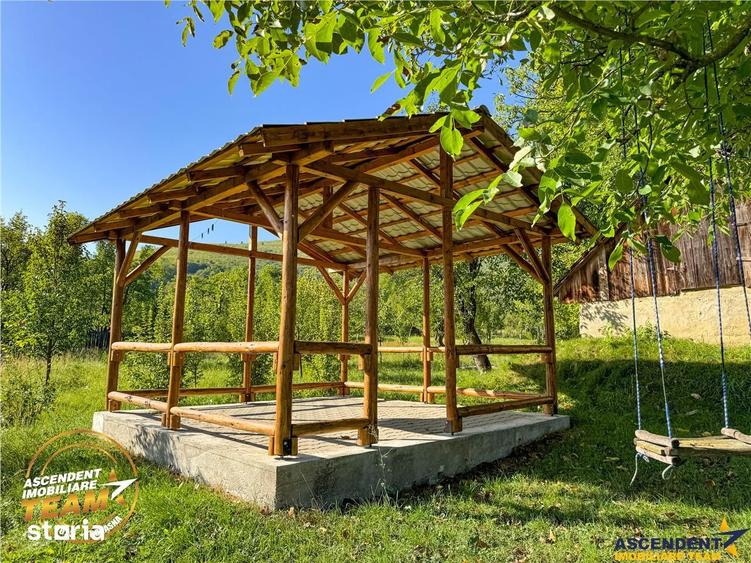 Casă cu 2 camere cu Teren 2989 Mp în Zagon