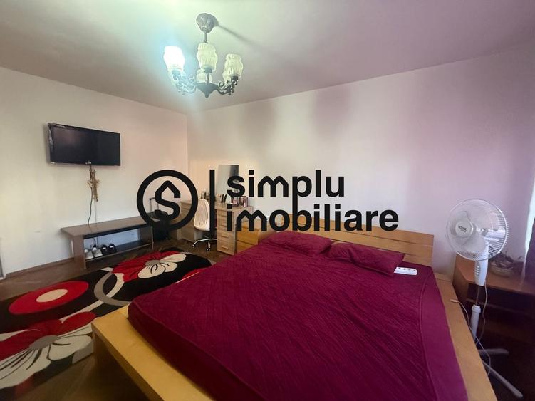 Apartament cu 3 camere decomandat în 1 Mai