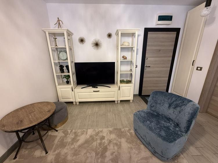 Apartament cu 2 camere decomandat în Sud