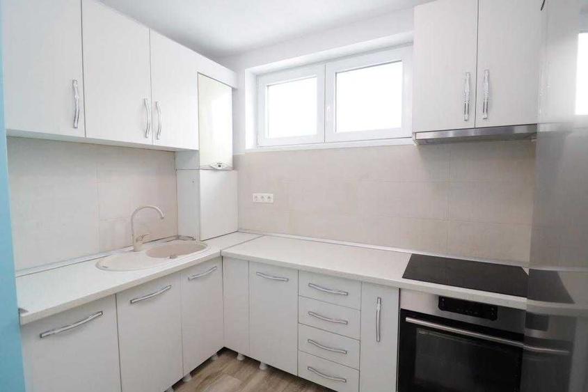 Apartament tip studio mobilat si utilat, loc de parcare, zona Coresi, Proprietar - 3