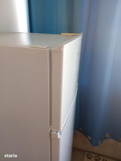 Apartament cu 2 camere decomandat în Obor