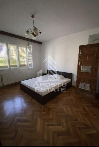 Casă individuală cu 6 camere cu Canalizare în Elisabetin