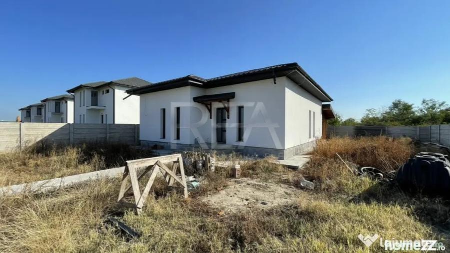 Casă cu 3 camere cu Teren 500 Mp în Central