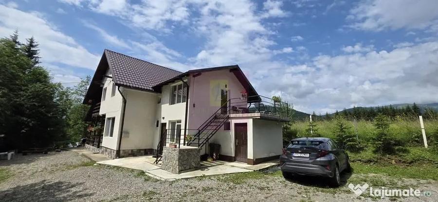 Casă cu 7 camere cu Teren 1267 Mp în Valea Doftanei
