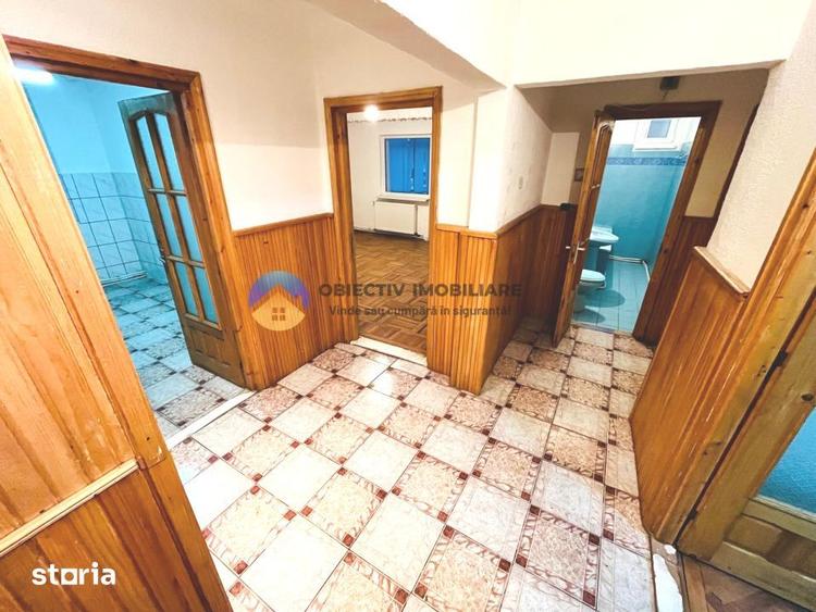 Apartament cu 3 camere decomandat în Dărmănești