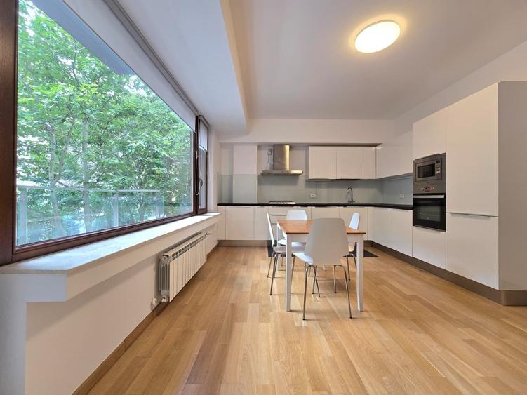 Apartament cu 3 camere în Kiseleff