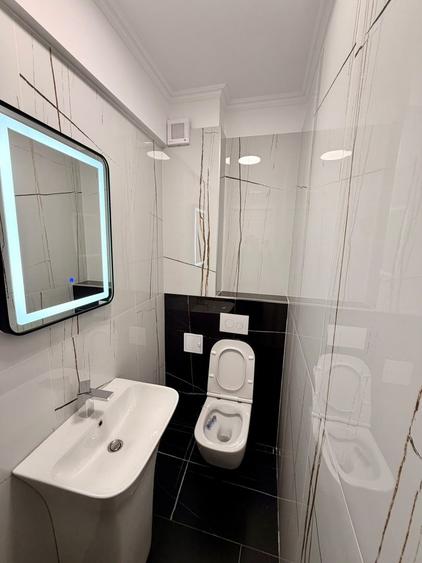 Apartament cu 3 camere decomandat, mobilat în P-ța Unirii