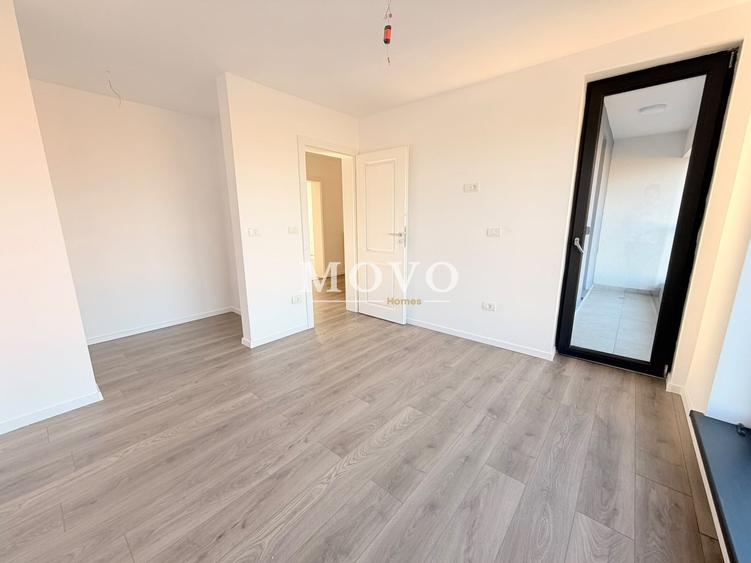 Duplex cu 4 camere cu Teren 250 Mp în Săcălaz