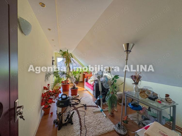 Casă cu 5 camere cu Teren 329 Mp în Ceangăi