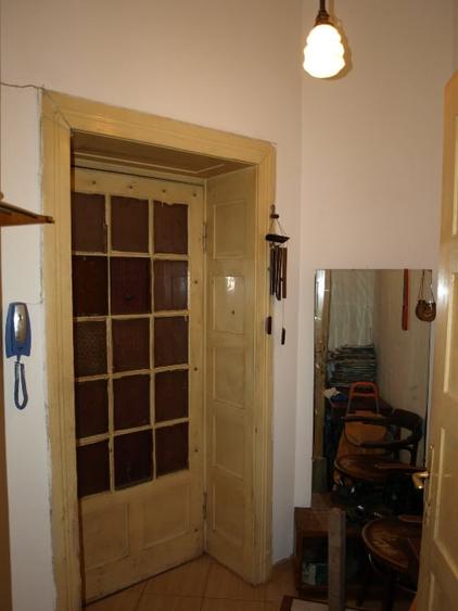 Apartament cu 3 camere semidecomandat în Armeneasca