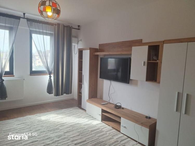 Apartament cu 2 camere decomandat în Holboca