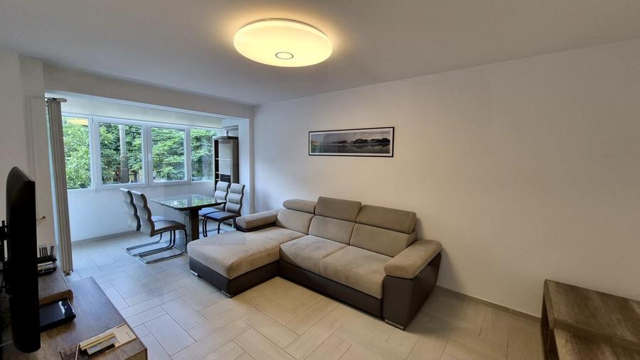 Apartament cu 3 camere decomandat, mobilat în Iancului