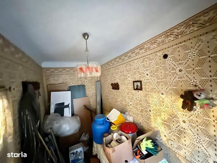 Casă cu 4 camere în Uiești