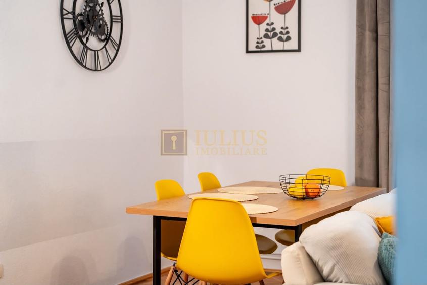 Apartament cu 2 camere semidecomandat, mobilat în Central