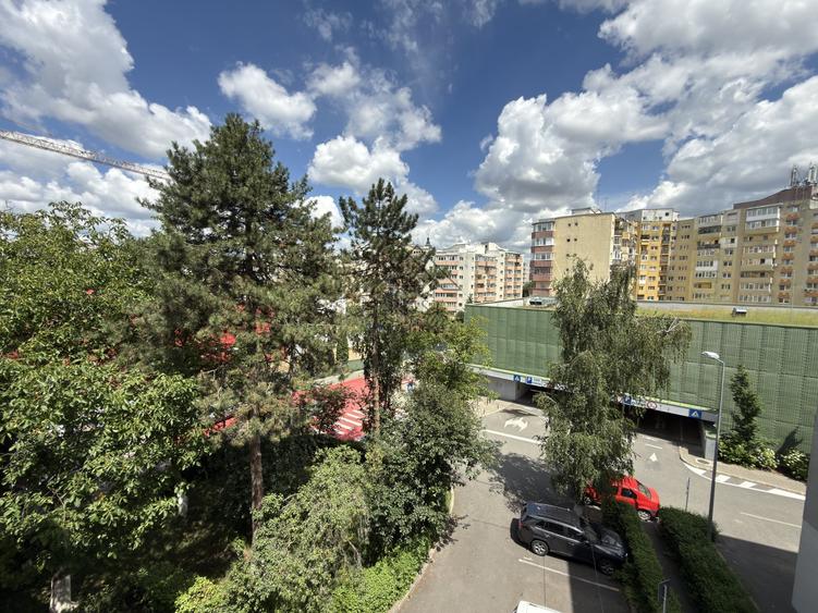 Apartament cu 3 camere decomandat, mobilat în Mănăștur