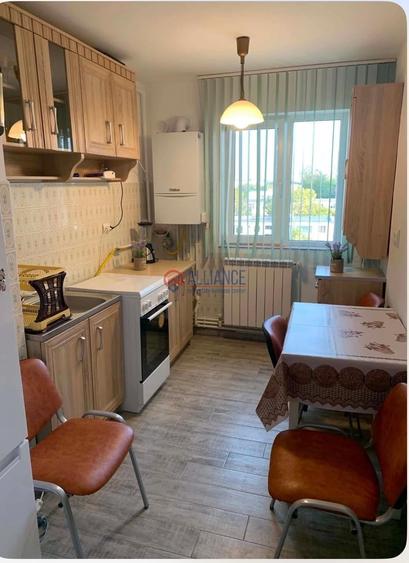 Apartament cu 3 camere decomandat în Tomis Nord