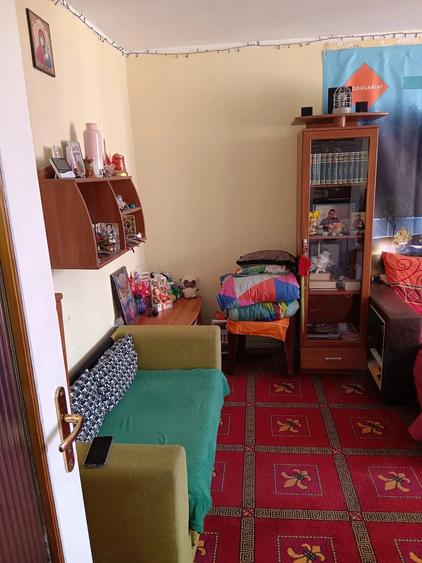 Apartament cu 3 camere decomandat în Calea Romanului