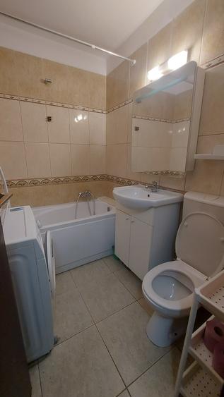 Apartament cu 2 camere semidecomandat în P-ța Unirii