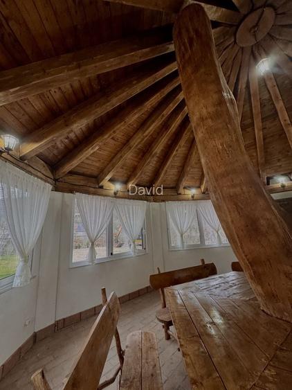Inchiriere Cabana Piatra Buru - 15 dormitoare | pana la 29 persoane
