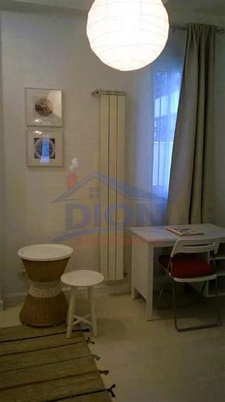 Apartament cu 3 camere decomandat, mobilat în Arcul de Triumf
