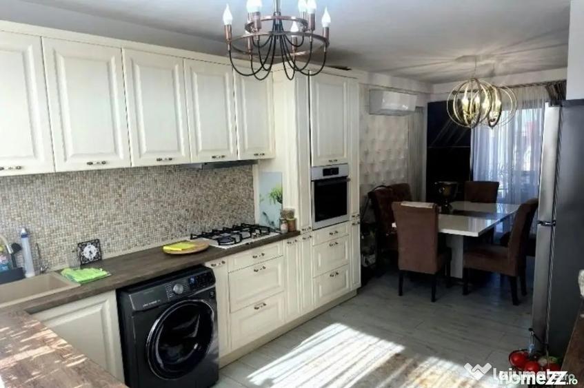Casă cu 4 camere cu Teren 1000 Mp în Bâlta