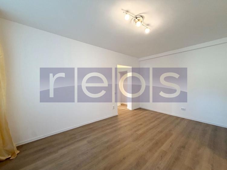 Apartament cu 3 camere semidecomandat în Gara de Nord