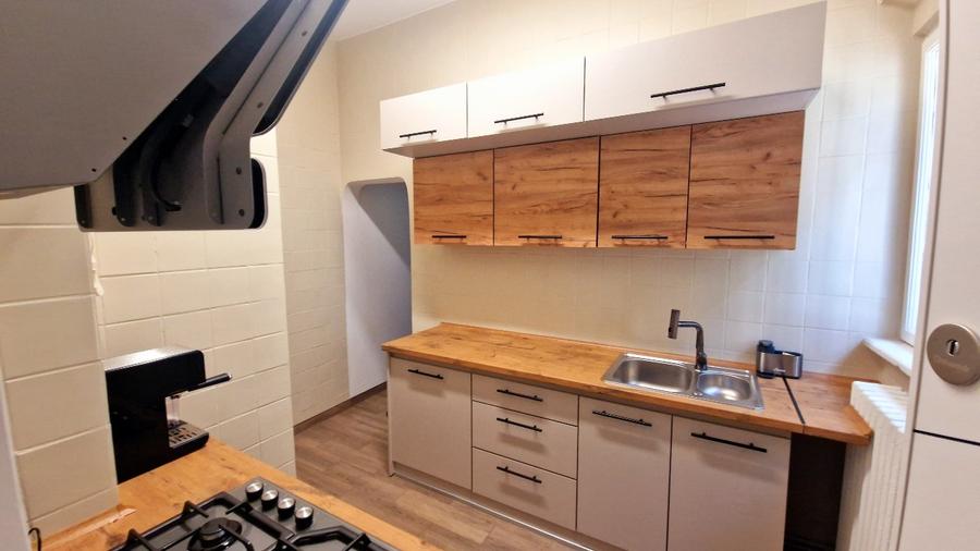 Inchiez apartament 2 camere decomandat zona Piata Muncii, parter de casa la curt - 14