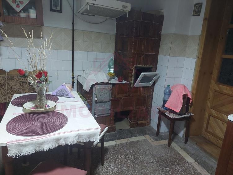 Casă individuală cu 5 camere cu Canalizare în Exterior Nord