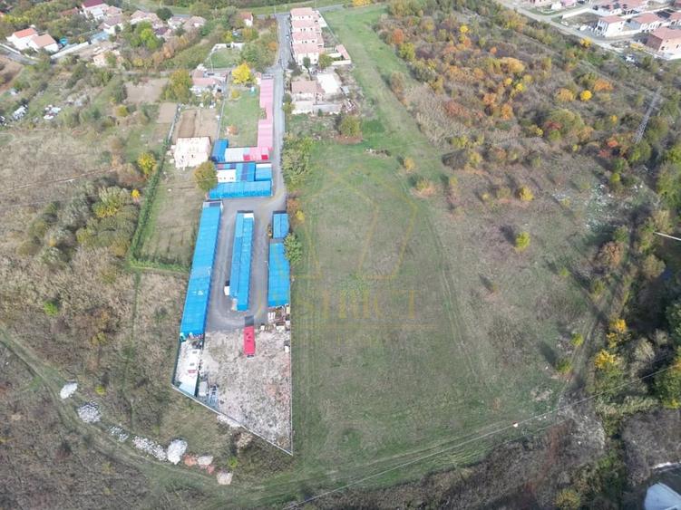 Teren de 8540 mp, în Plopi