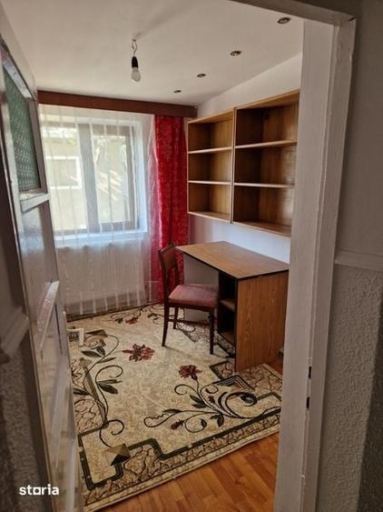 Casă cu 4 camere cu Teren 80 Mp în Bucium