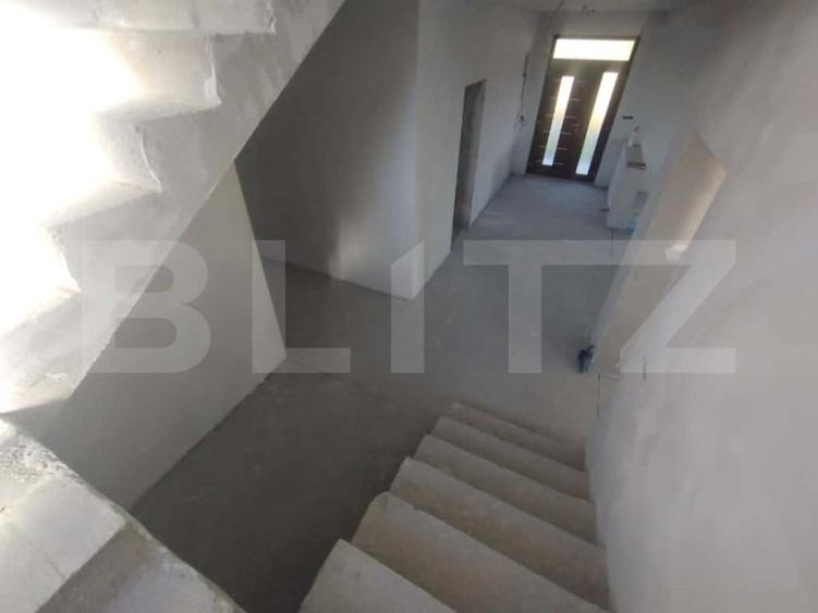 Casă individuală cu 5 camere cu Garaj în Jelna