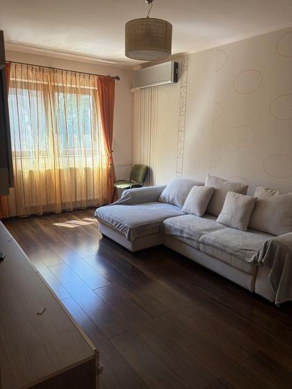 Apartament cu 2 camere decomandat în Decebal