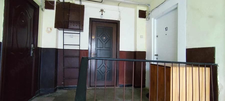 Garsoniera de vanzare, zona Micro 17 pe Strada Independen?ei, zona foarte buna - 4
