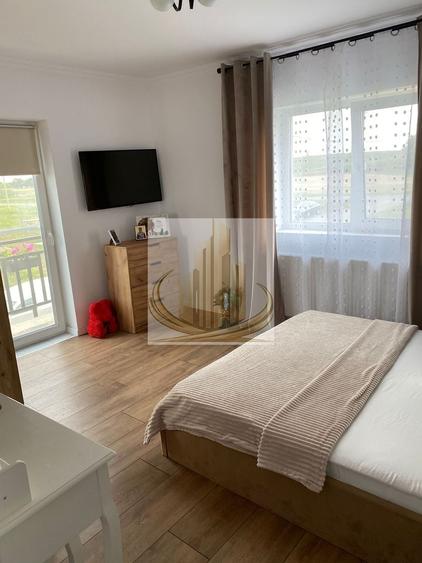 Duplex cu 3 camere cu Canalizare în Sânandrei