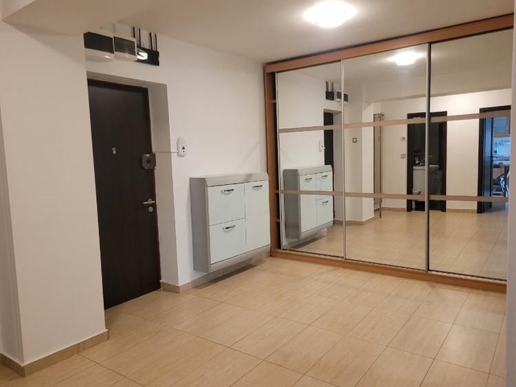 Apartament cu 2 camere decomandat, mobilat în Unirii