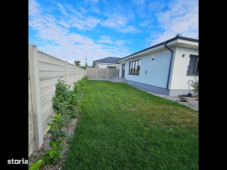 Casă cu 4 camere cu Teren 470 Mp în Oncea
