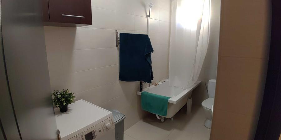Apartament cu 2 camere decomandat în Est