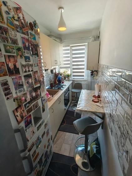 Apartament 2 camere semidecomandat etaj 2 41mp - 2