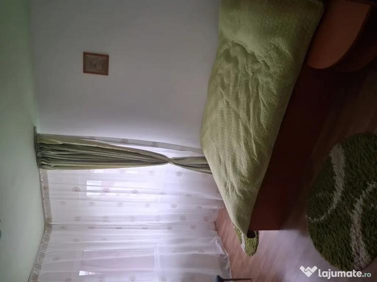 Apartament cu 2 camere decomandat în Florești