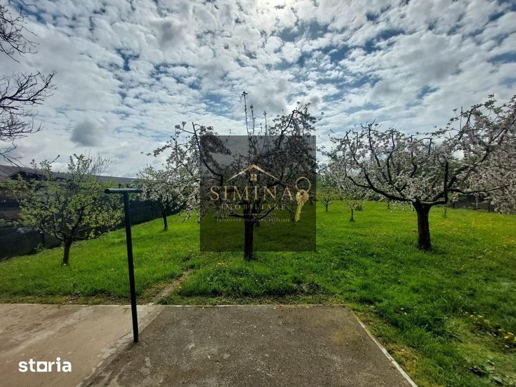 Casă cu 4 camere cu Teren 1000 Mp în Vânători