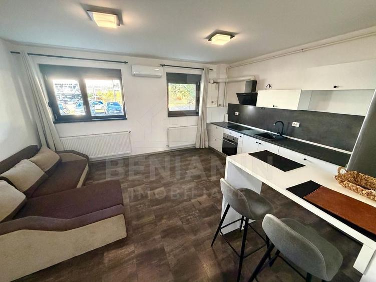 Apartament cu 2 camere semidecomandat, mobilat în 1 Mai